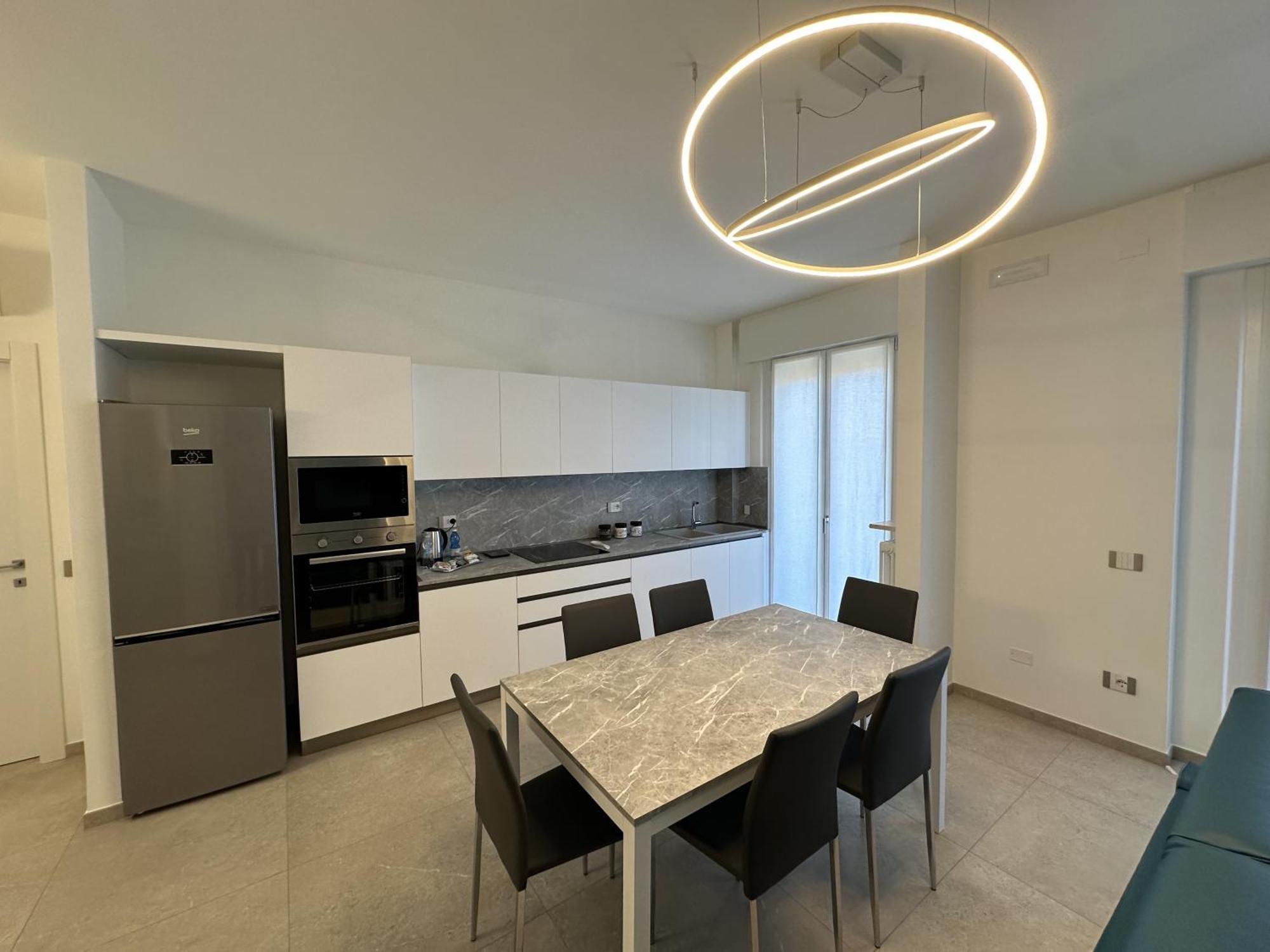 Appartamento Deluxe Fronte Ospedale ليغناغو المظهر الخارجي الصورة